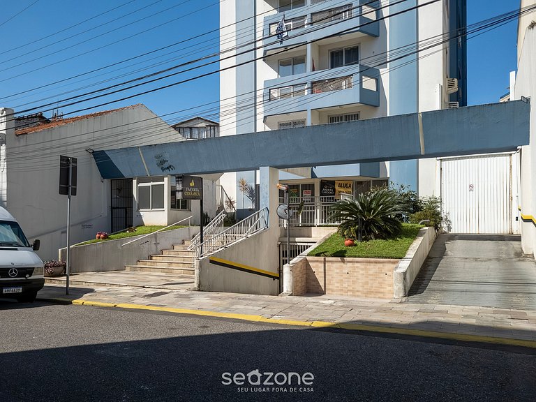 Estudio moderno el centro de Florianópolis EVA0504