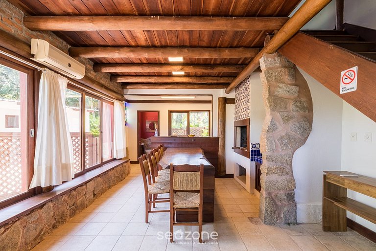 Apto dúplex en Bombinhas a 200m de la playa VLE008 Seazone