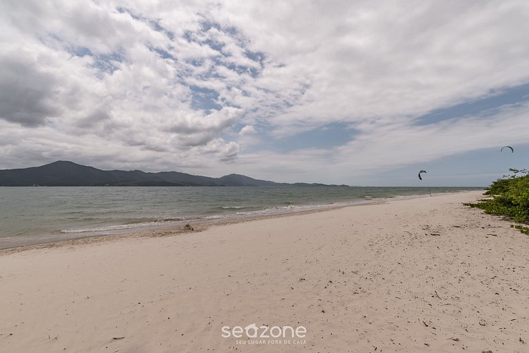 Linda Casa 30m da Praia em Floripa RTT1905