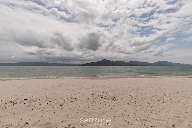 Linda Casa 30m da Praia em Floripa RTT1905