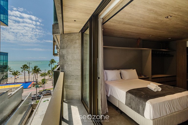 Hermoso Estudio con Vista Lateral al Mar NWT0505