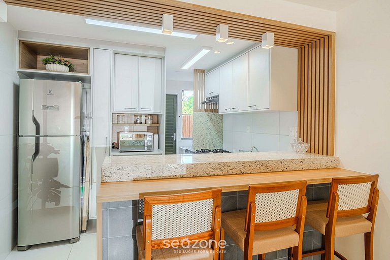 Apt c/ Piscina e 2 Suítes em Guarajuba TRA0014