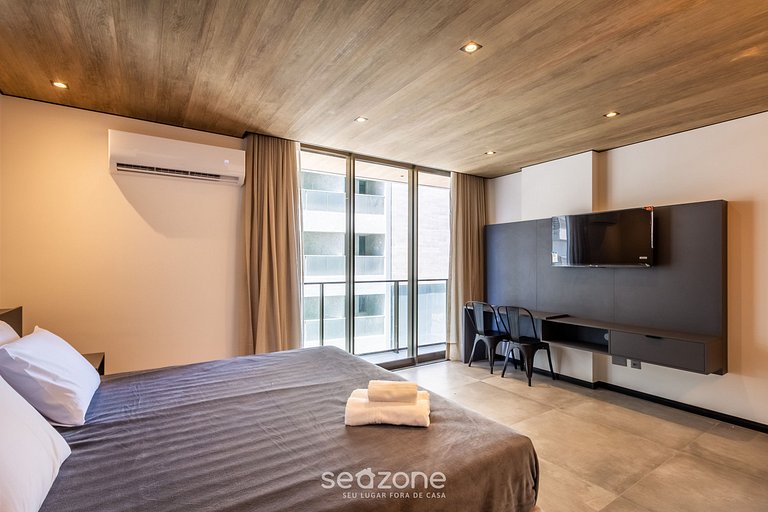 Acogedor estudio con vista lateral al mar NWT0902