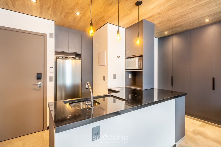 Encantador estudio vista lateral al mar NWT0906