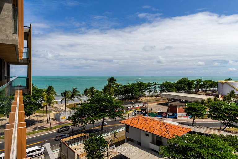 Estudio con piscina y vista lateral al mar NWT0916