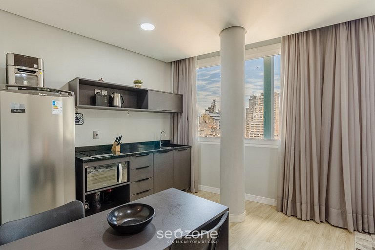 Studio equipado en Centro Histórico PoA-RS CTC1103