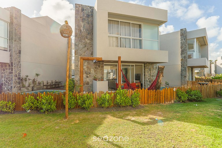 Casa con piscina en Playa do Marceneiro NLUH0008