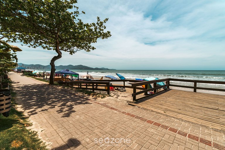 Apto 2Hab c/ Parrilla en Meia Praia MLO0601