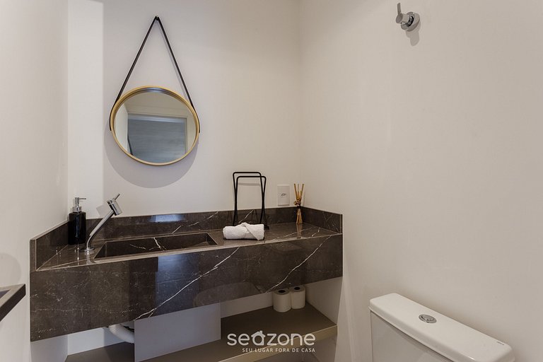 Apto Duplex Próximo à Praia em Jurerê JPR410