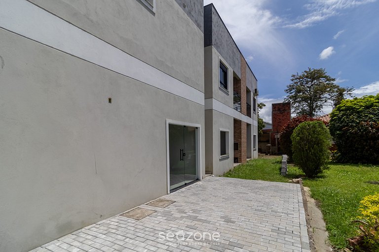 Apto c/ churrasq. e varanda nos Ingleses SJS0009