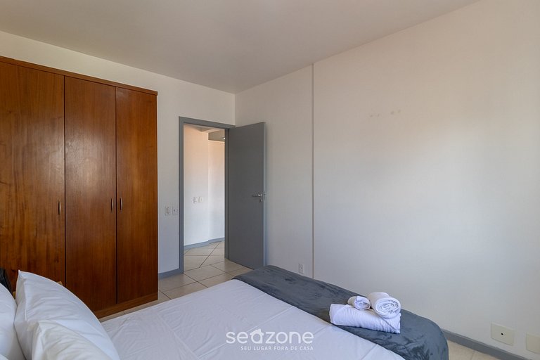 Apto c/ churrasqueira a 60m da praia SMB0307