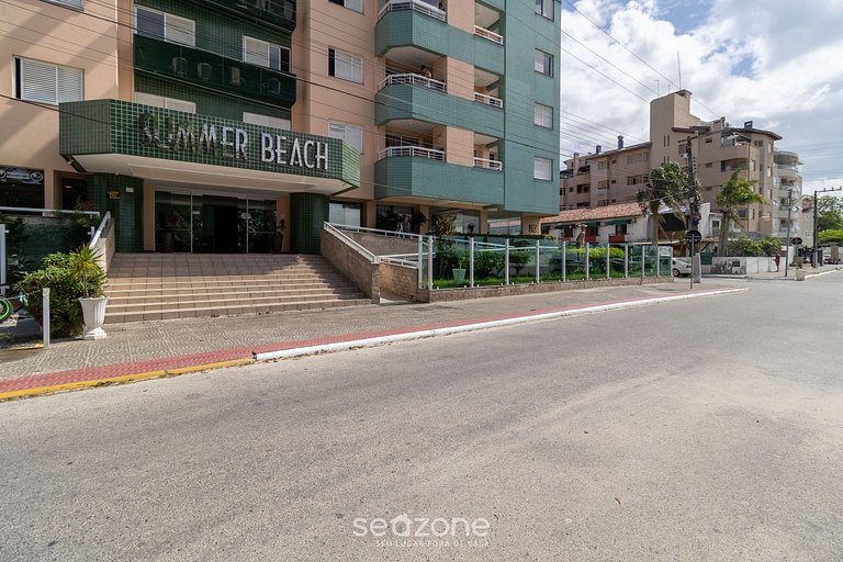 Apto c/ churrasqueira a 60m da praia SMB0307