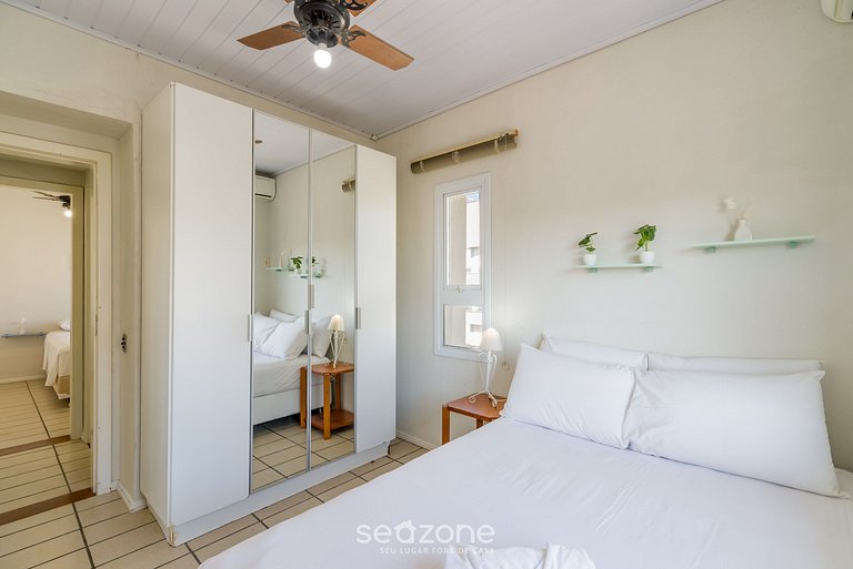 Apartamento con Parrilla en Jurerê MLB0402