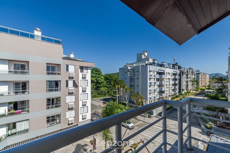 Apartamento con Parrilla en Jurerê MLB0402