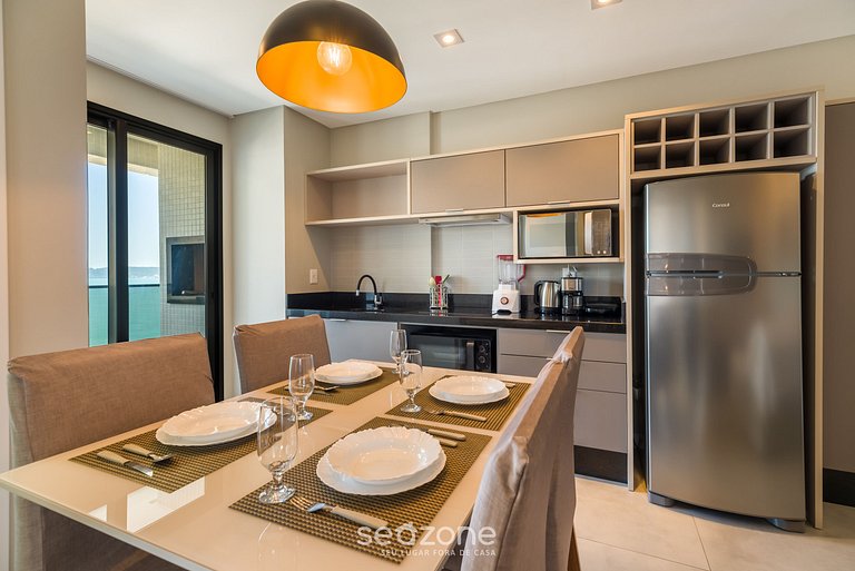 Apartamento com vista para o mar a 280 metros da praia MHF20