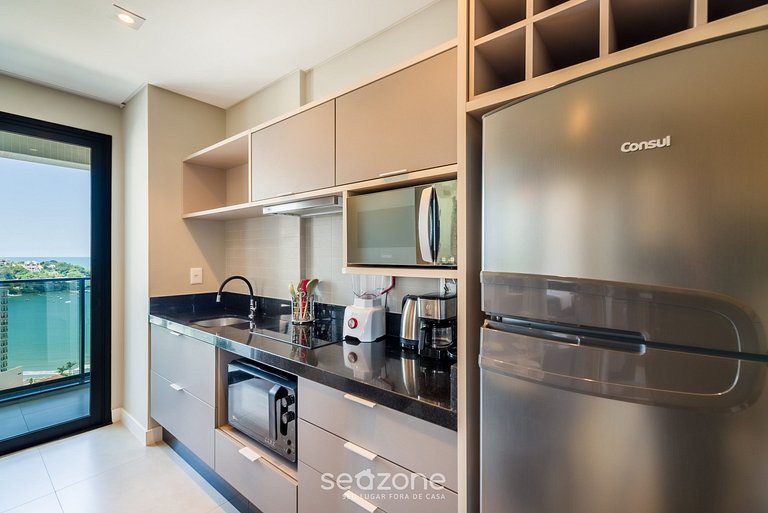 Apartamento com vista para o mar a 280 metros da praia MHF20
