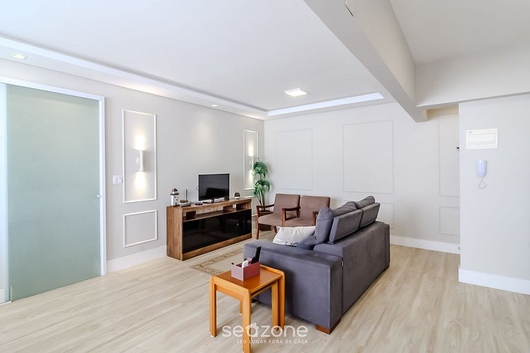 Apartamento a 200m do mar c/ 2 qts BC EBC0603