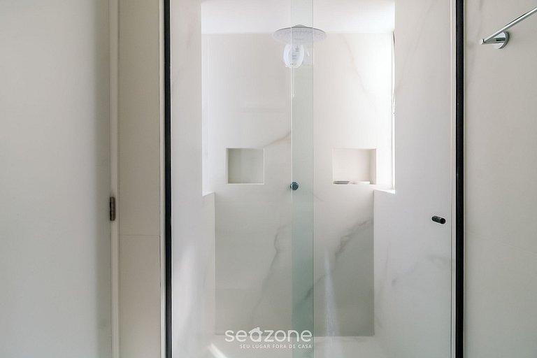 Apto vista mar a 200m do mar c/ 2 qts BC EBC0603