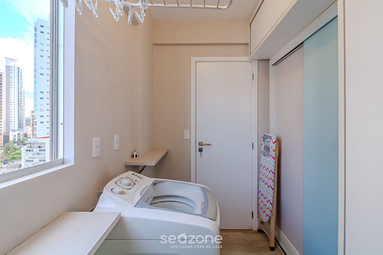 Apto vista mar a 200m do mar c/ 2 qts BC EBC0603