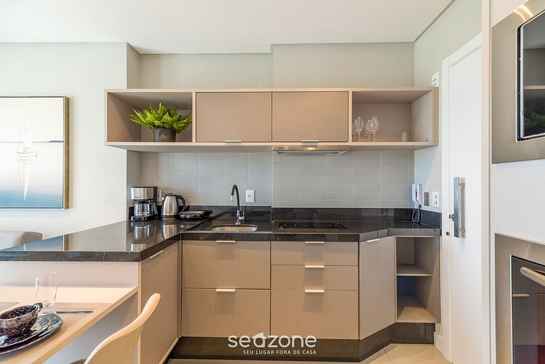 Apartamento com vista para o mar, condomínio a 280 metros da