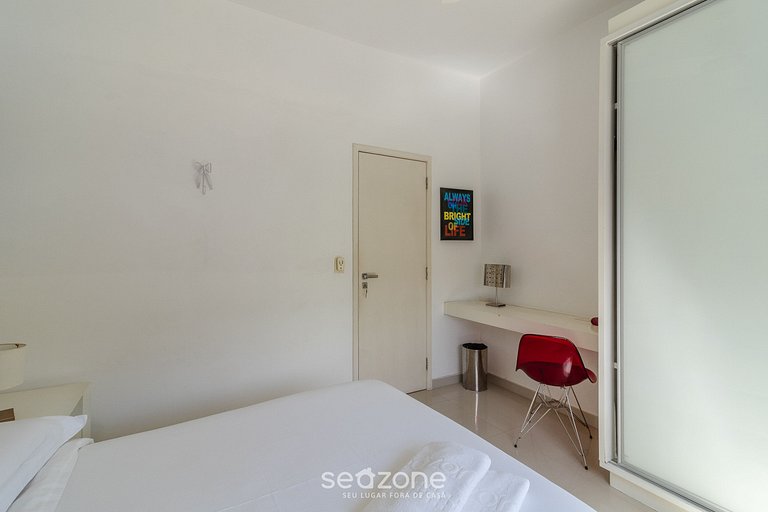 Apto planta baja a 5min da Praia do Forte EMA101