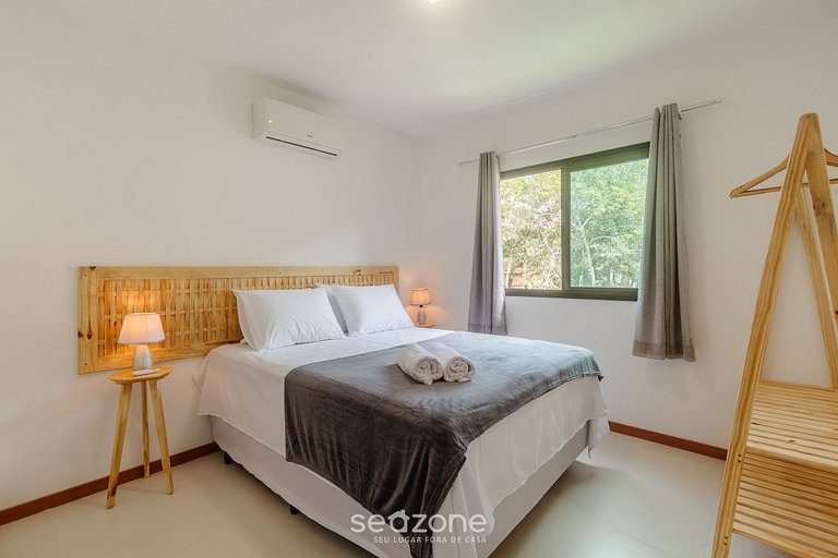 Casa em Cond. c/ piscina prox. da Praia ATP0006