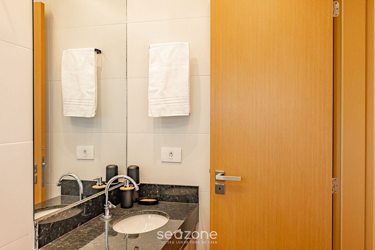 Apto con parrilla a 290m de la playa HRE0035