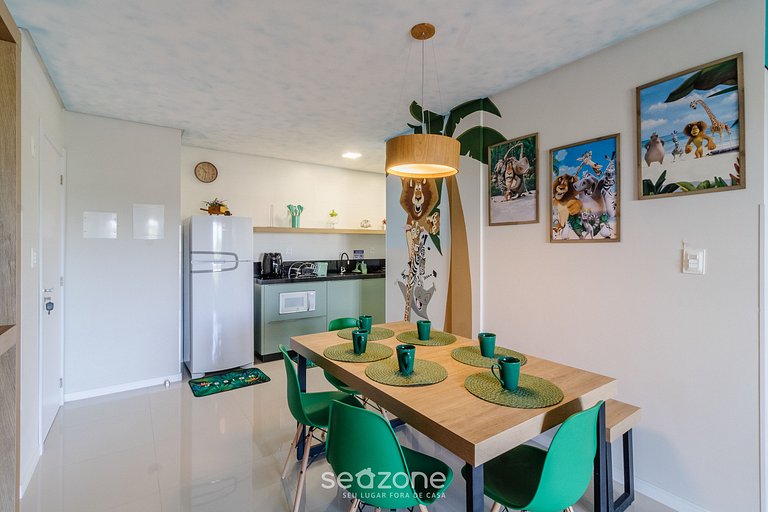 Ap temático de animales a 600m de la playa OBP0303