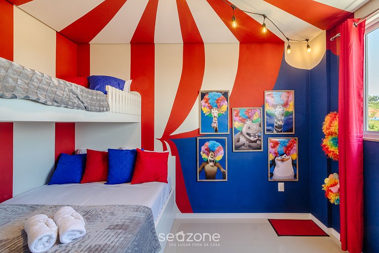 Ap temático de animales a 600m de la playa OBP0303