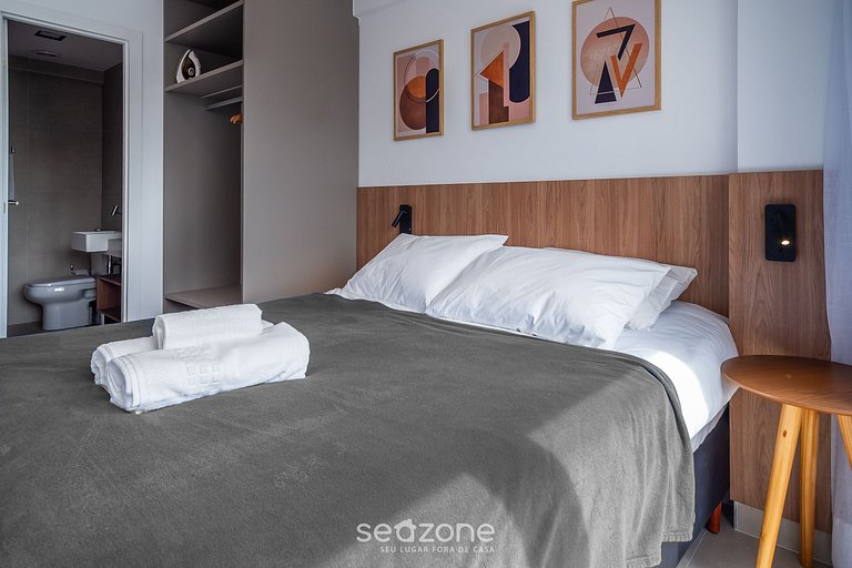 Apartamento Charmoso Apenas 750m da Praia! BCA0601