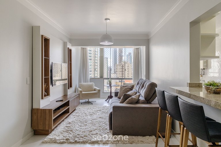 Lindo Apto na orla de Balneário Camboriú CET1604