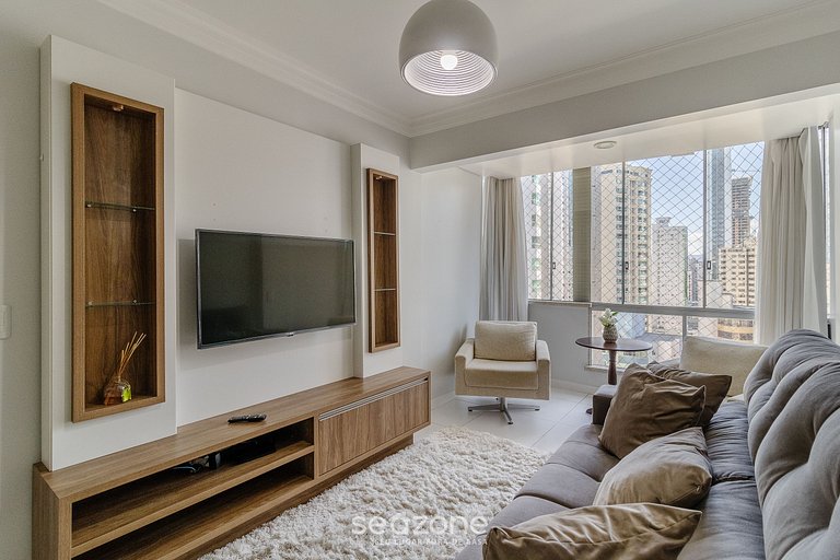 Hermoso Apt la Orla de Balneário Camboriú CET1604