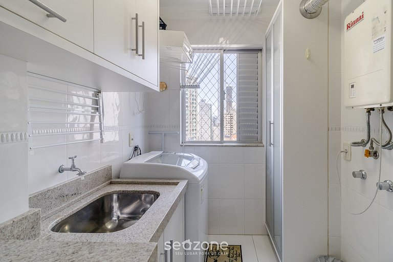 Lindo Apto na orla de Balneário Camboriú CET1604