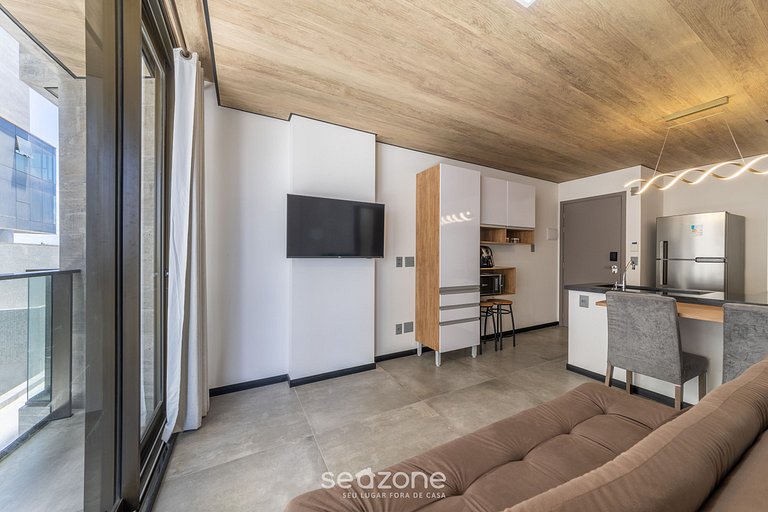 Comodidad en Orilla vista lateral al mar NWT0304