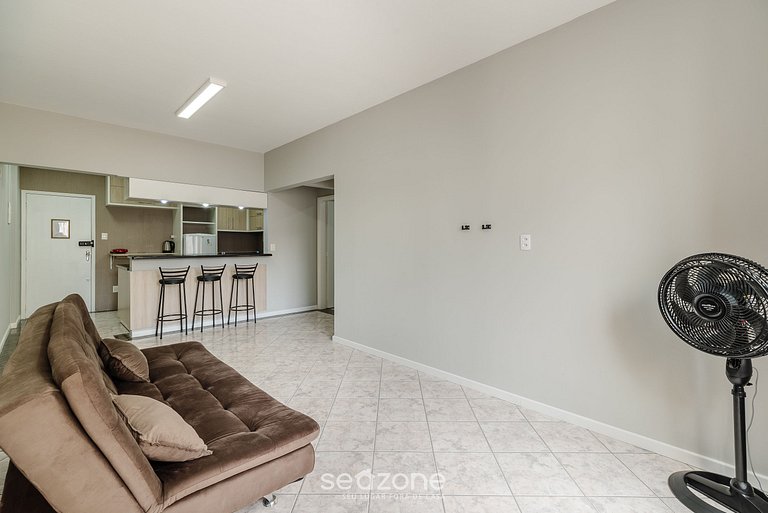 Apto aconchegante no Centro de Floripa EJO0403