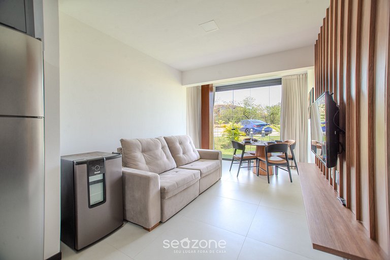 Apartamento c/ Piscina na Praia do Forte VLP0109