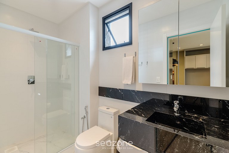 Studio completo c/ piscina em Itapema IFT1405