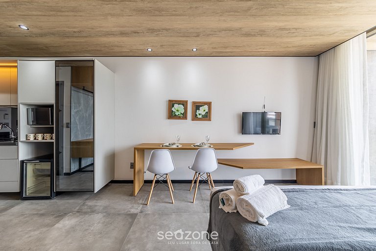 Estúdio c/ Piscina e Academia à Beira-mar NWT0423