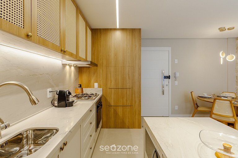 Apartamento Luxuoso no Centro de Gramado DLH0202