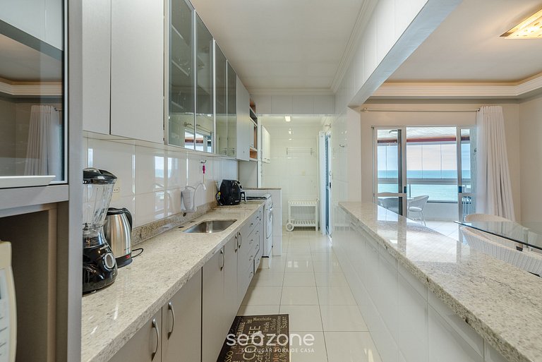 Apto Vista Mar c/ Churrasq. em Itapema DNL0602