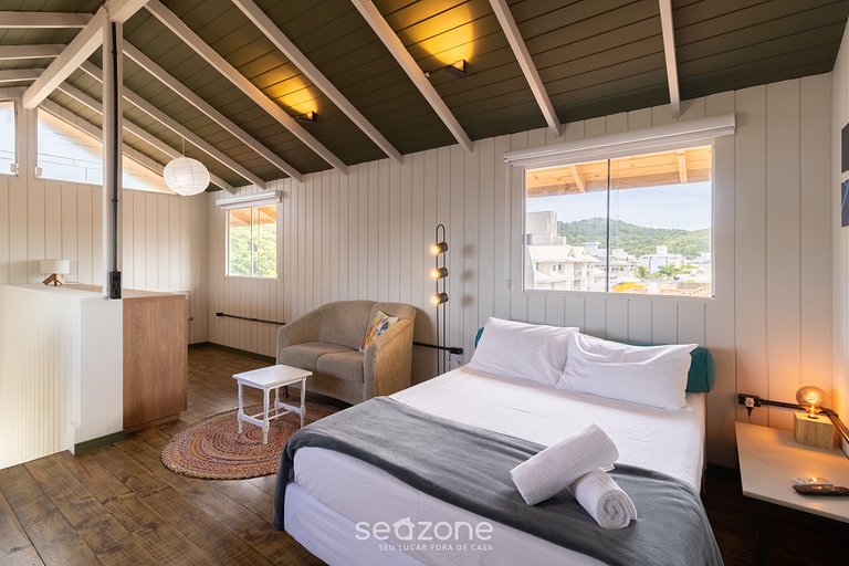 Linda cobertura a 5 minutos da praia Jurere COS302