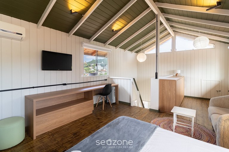 Linda cobertura a 5 minutos da praia Jurere COS302