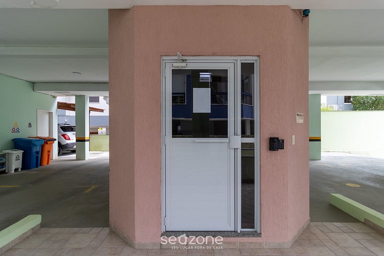 Linda cobertura a 5 minutos da praia Jurere COS302