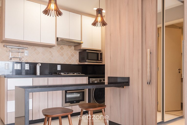 Apto em cond. completo, Setor Bueno- WBU2407