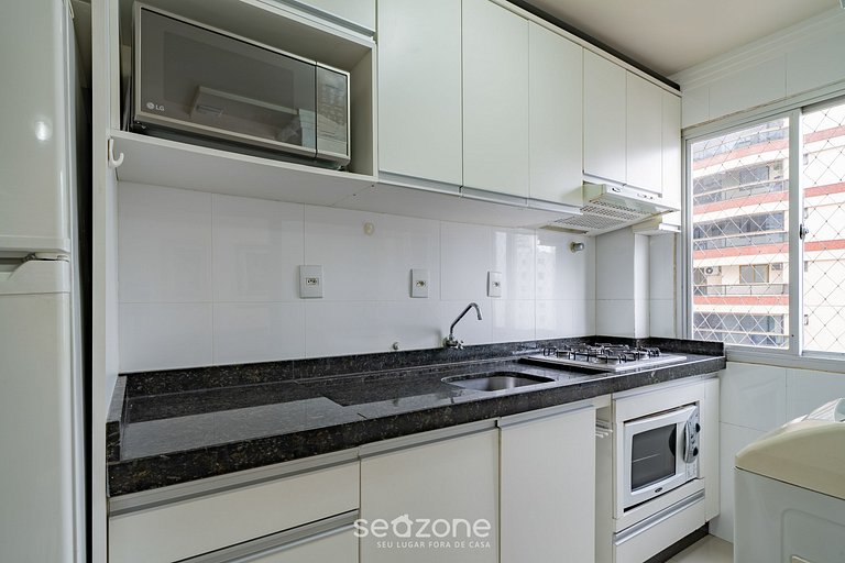 Apto a 2min da praia Balneário Camboriú-SC EAC1303