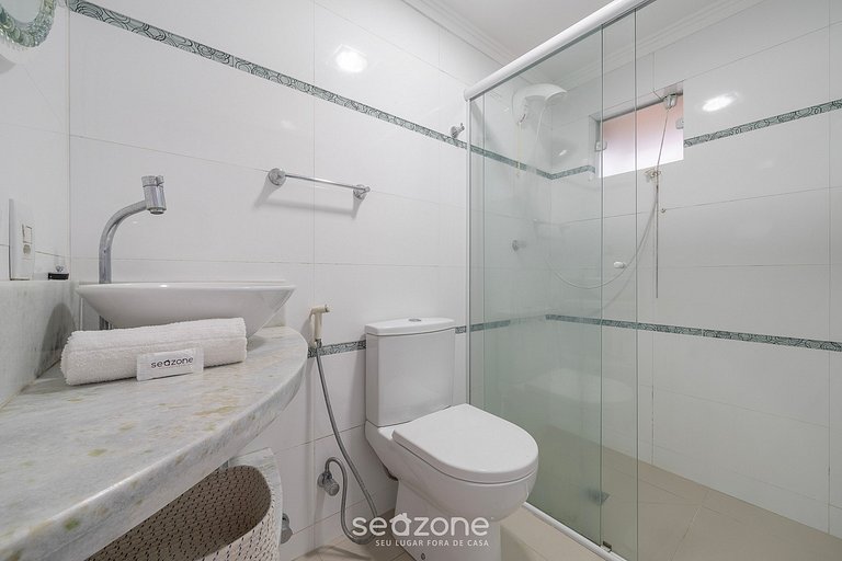 Hermoso apto a 2 min de la playa Camboriú CEP093