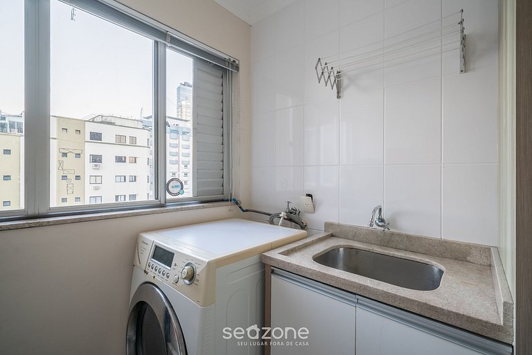 Aconchegante apto com varanda vista mar CET1702