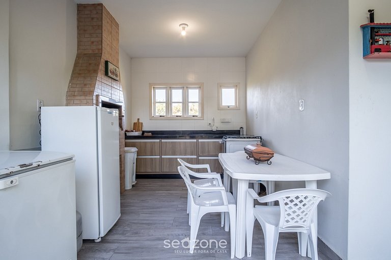 Sítio tranquilo a 2,7 km da praia do Rosa