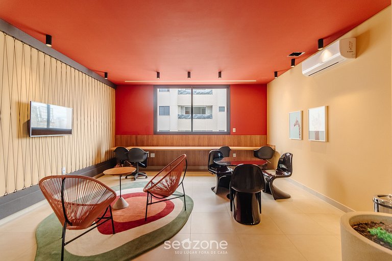 Studio Espaçoso em Cond. c/ Piscina RBN2406