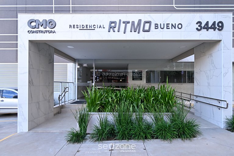 Studio em cond. c/ piscina e vista RBN2106